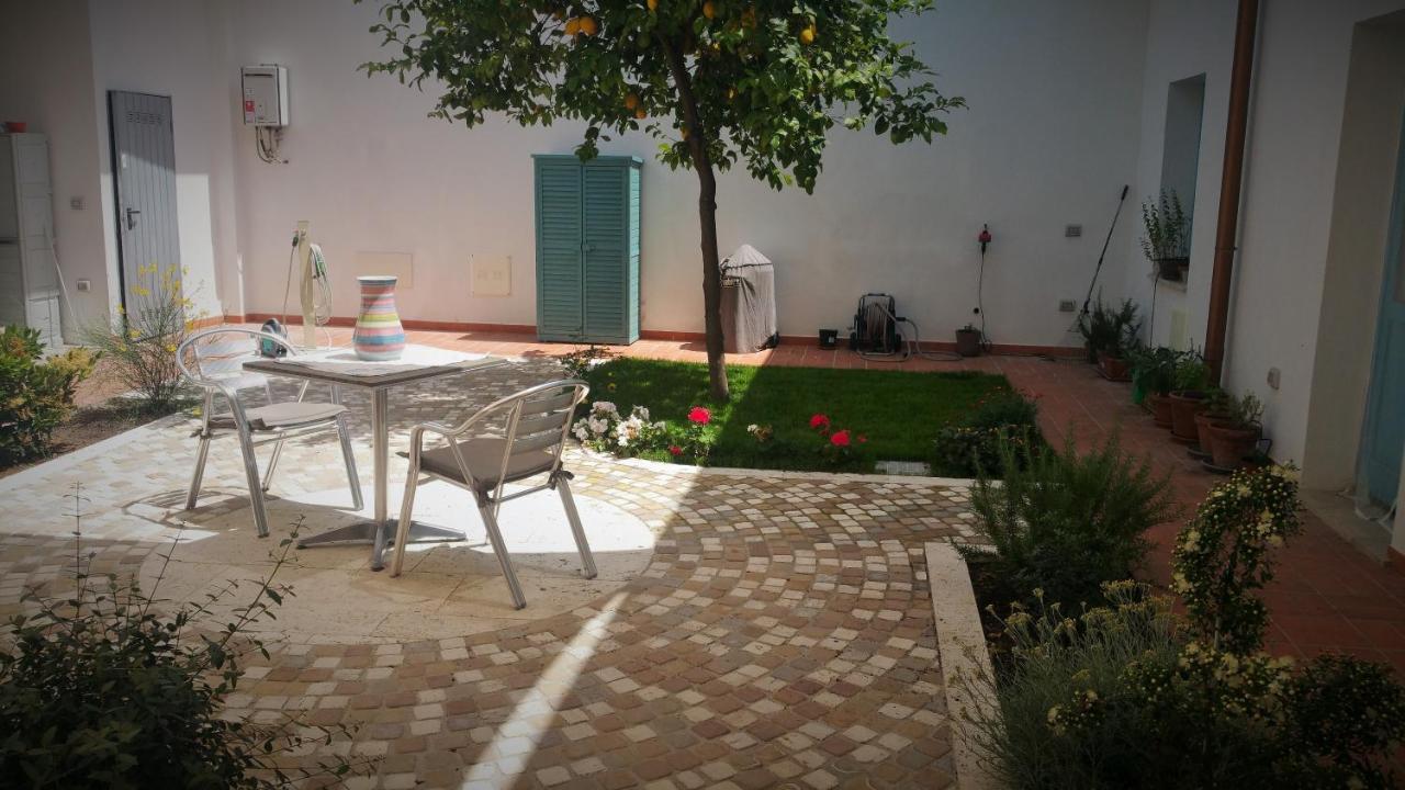 B&B-Le Rondini Monserrato Ngoại thất bức ảnh