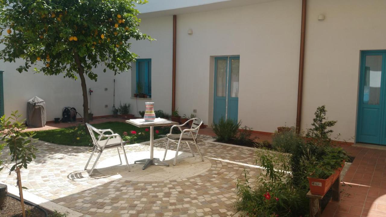 B&B-Le Rondini Monserrato Ngoại thất bức ảnh
