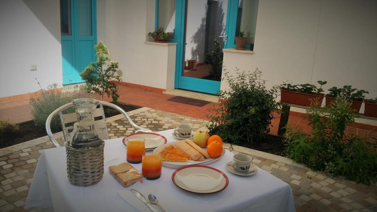 B&B-Le Rondini Monserrato Ngoại thất bức ảnh